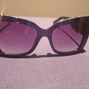 Elegant Royal Blue Sunglasses